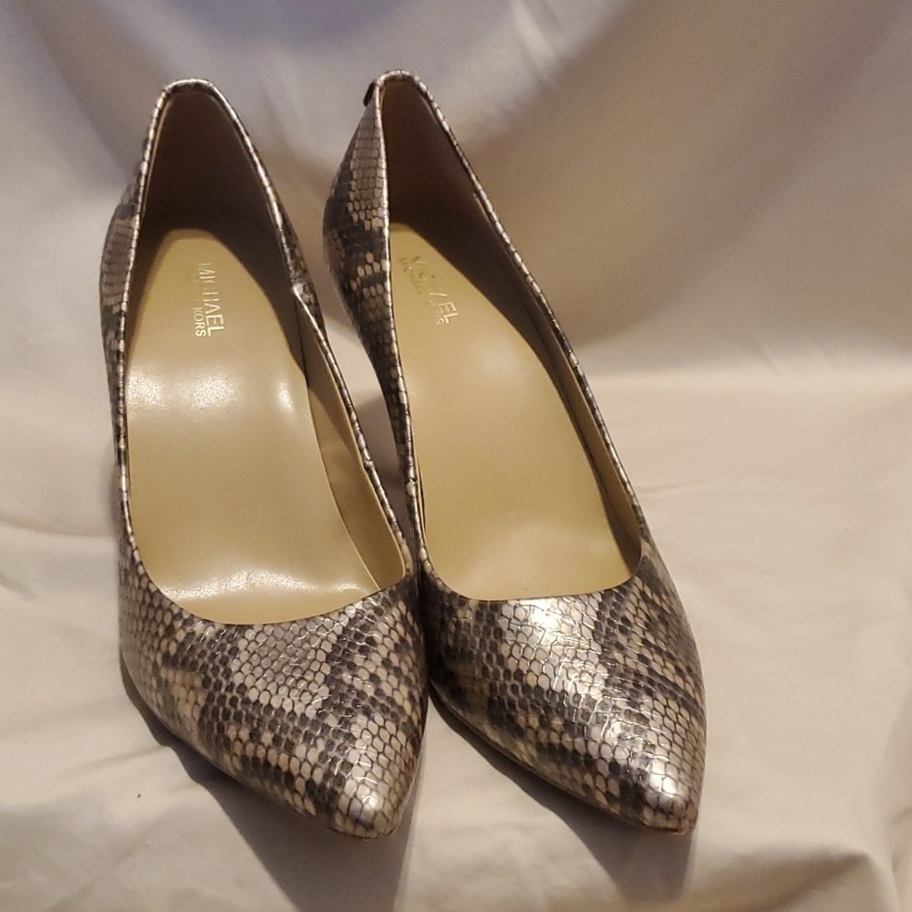Michael Kors Metallic Snakeskin Heels SZ 7.5